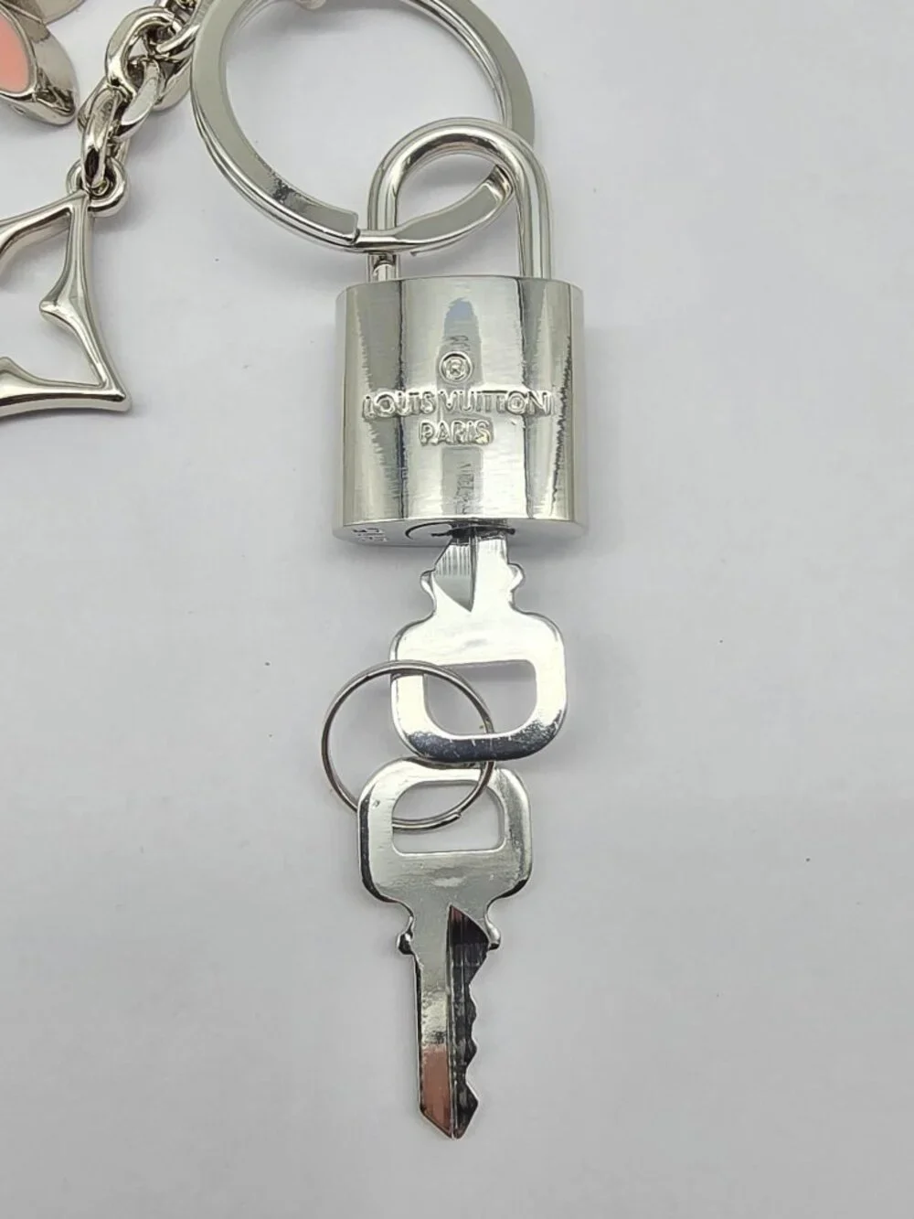 Authentic Louis Vuitton Padlock Silver🔒Key Set+ Unbranded Clover Keychain Charm
